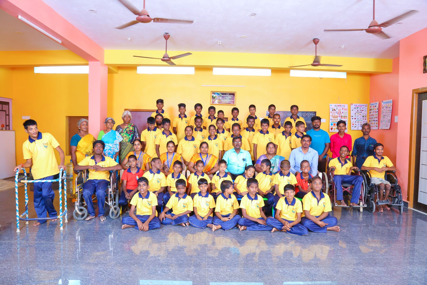 Children and staff of Synthika Trust gathered together for a group photo